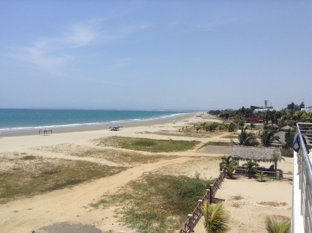 Real Estate in Punta Blanca Ecuador Got Beach?
