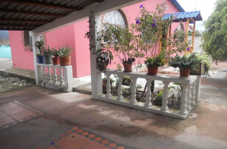 Cotacachi Ecuador Real Estate Viva Tropical